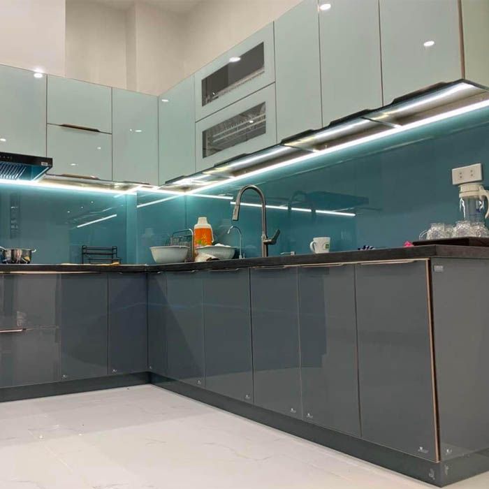 Tủ Bếp Cánh Kính Đẹp 1 Tủ bếp inox cánh kính cường lực đẳng cấp
